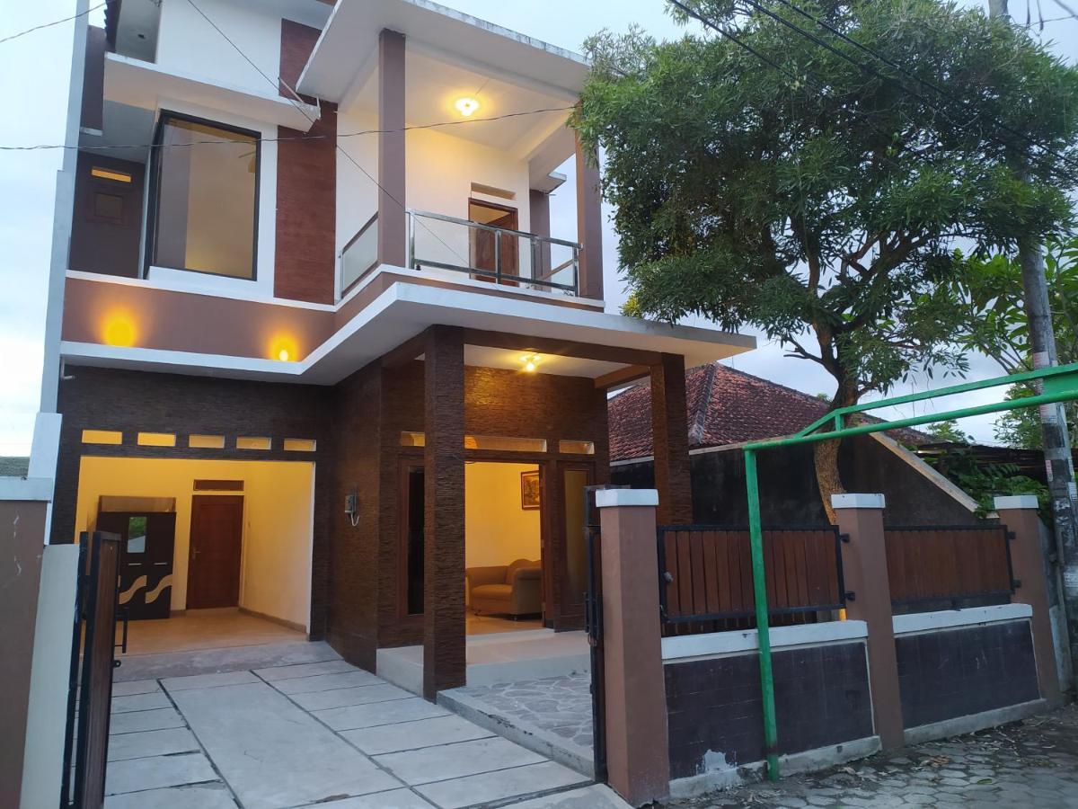 Villa House Of Soulmate Yogyakarta Esterno foto